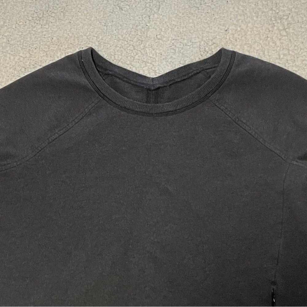 Lululemon scene top size 4 charcoal - Picture 4 of 9